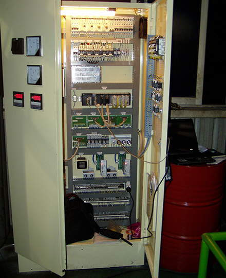 OMRON-PLC控制柜